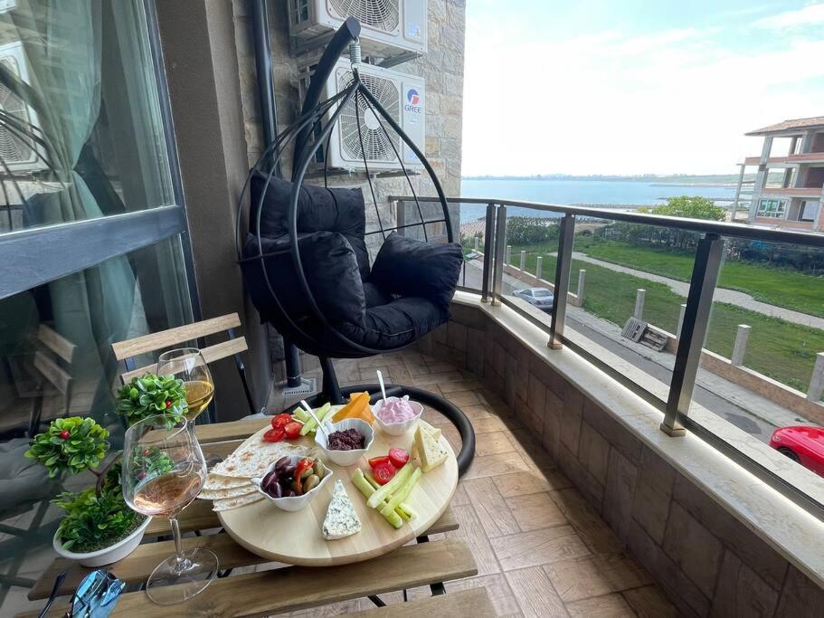 Brand New First Line Sea View 2 Bedroom Apartment Burgas Exterior foto